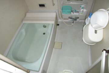 築24年のレトロな浴室・トイレを使いやすくおしゃれにリフォーム｜草津市
